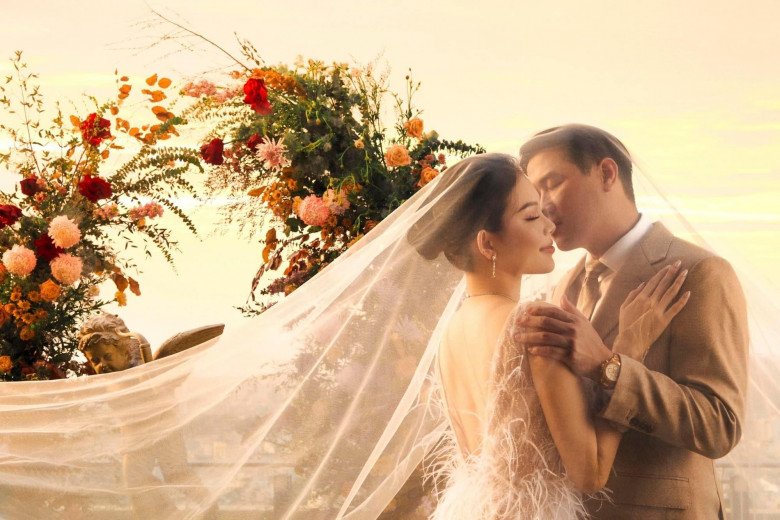 Độc quyền từ Philippines: Cô dâu Linh Rin chia sẻ cảm xúc khi lần đầu diện váy cưới trước giờ vào lễ đường ảnh 1
